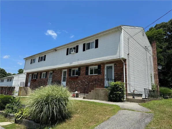 120 Woodland Drive #A, Montville, CT 06382