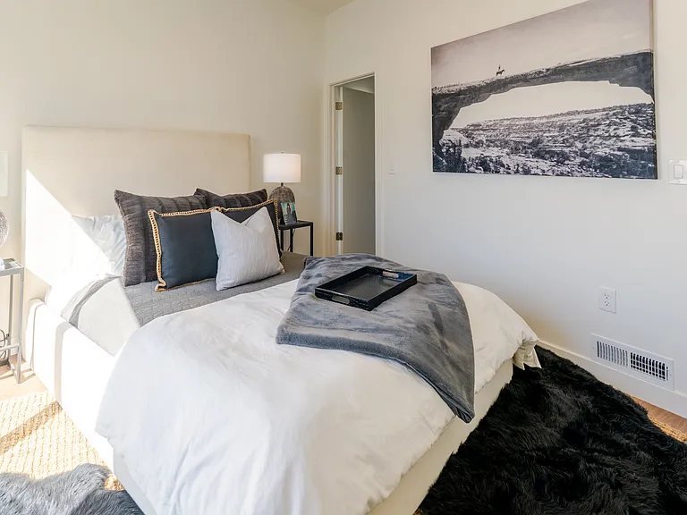 New Sky Highland Townhomes — Photo 10
