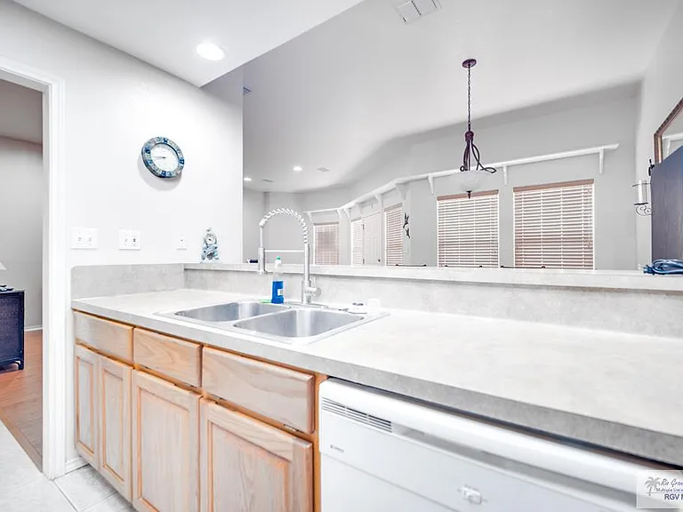 77 Santa Isabel Blvd #M-4 — Photo 12