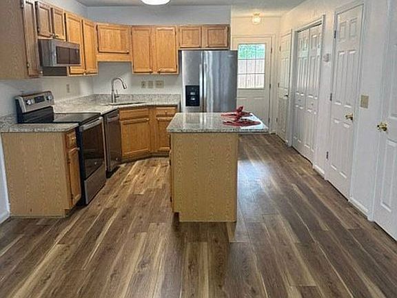 3rd image of 108 Summerwalk Ct #B