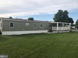 35 Penn Court Dr, Mount Joy, PA 17552