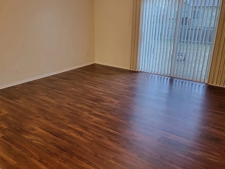 4808 NE Michael Dr — Photo 5