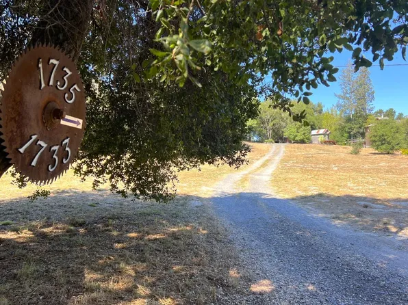 1735 Laguna Road, Santa Rosa, CA 95401