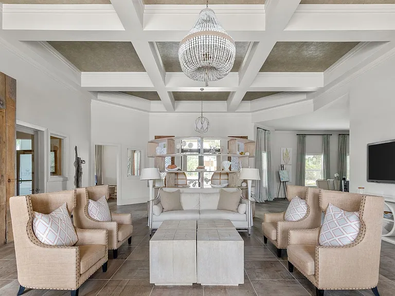Luxe Lakewood Ranch - Clubhouse