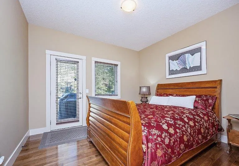 544 Rocky Vista Gdns NW — Photo 24