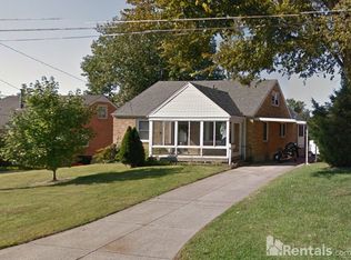 3516 Whippoorwill Rd, Louisville, KY 40213