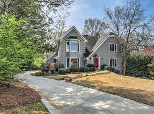 215 Shadowbrook Ct, Roswell, GA 30075