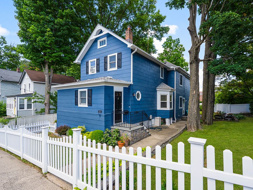1st image of 315 Maple Ave