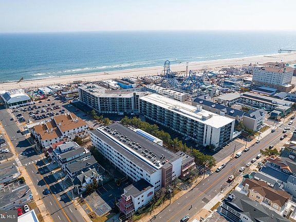 4th image of 935 Ocean Ave #Apt