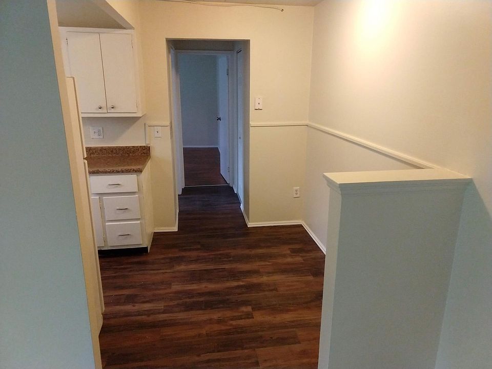 1st image of 467 Pedretti Ave Floor 2