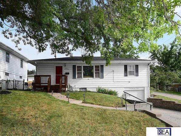 7758 Hamilton St, Omaha, NE 68114