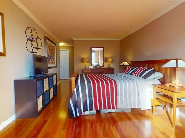 118-17 Union Turnpike image 28 of 49