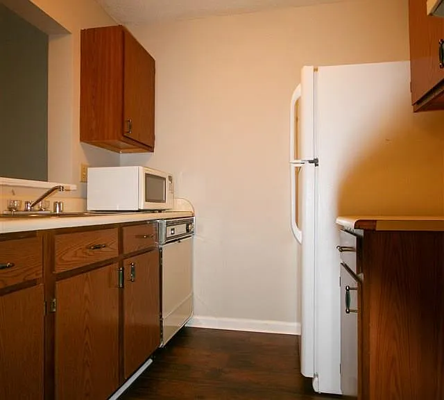 104 Westscott Dr #B — Photo 9