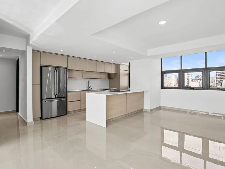 20 Cll Delcasse Condominio Del Mnr #702 — Photo 11