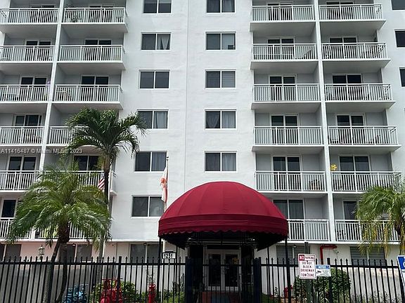 2nd image of 1251 NE 108th St APT 319