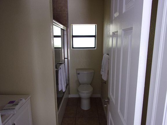 3rd image of 101 Caloosa St #2