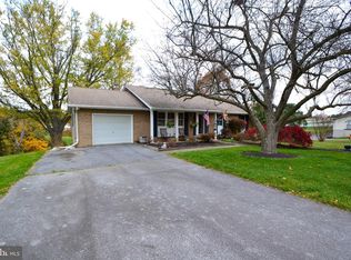 20 Pleasant Valley Rd, Westminster, MD 21158