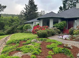 3115 Deer Trail Ln, Medford, OR 97501