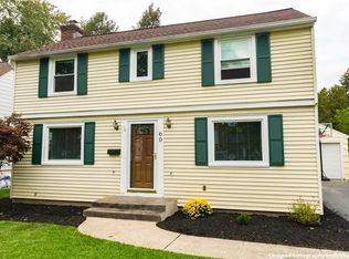60 Wicklow Dr, Rochester, NY 14617