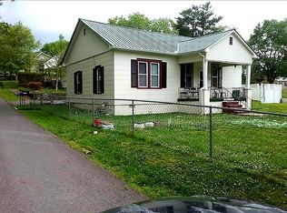 104 Woodman St, Athens, TN 37303