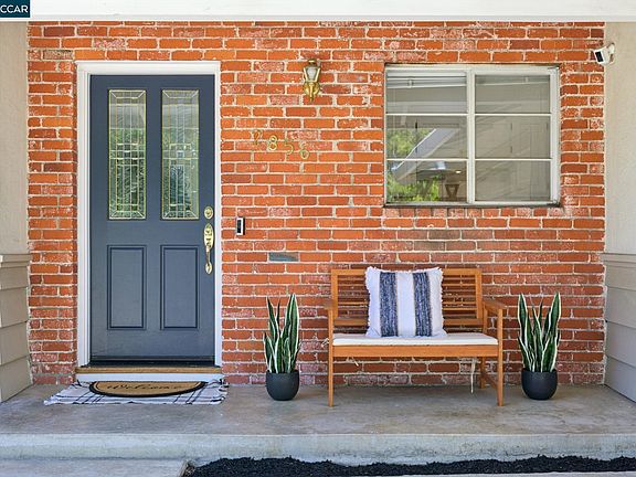 5th image of 2856 San Benito Dr