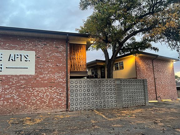 4th image of 8328 Comanche Rd NE #14
