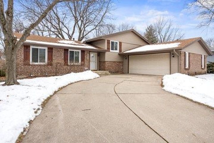 1st image of 5655 Pepper Dr