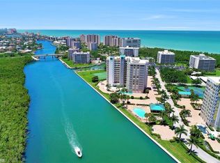 25 Bluebill Ave #A-302, Naples, FL 34108