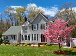 82 Stone Rdg, Mansfield, CT 06250