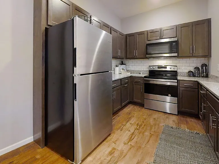 The Legends Apartments | Specials Available — Photo 42