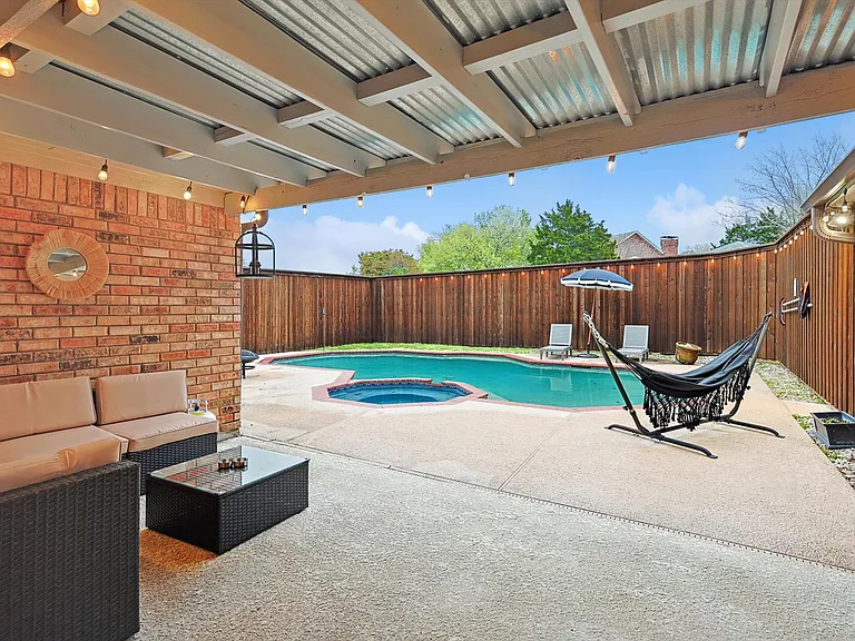 609 Arbor Creek Dr — Photo 69