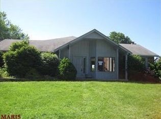 304 Booth Bay Ct, Saint Charles, MO 63304