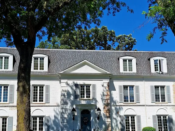 7324 Heritage Ct APT 2F, Frankfort, IL 60423