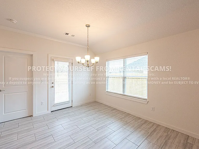227 S Nightfall Ave — Photo 5