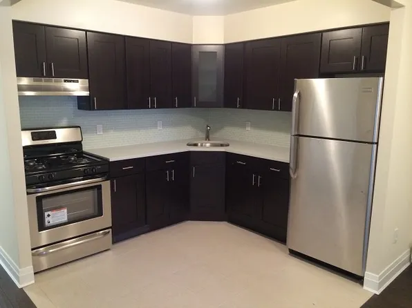 150-42 99th Place image 2 of 13