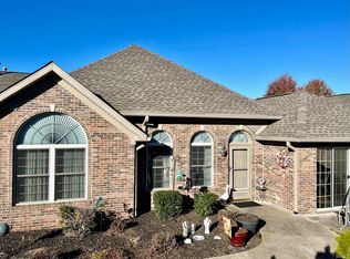 8213 Wyntree Villas Dr, Newburgh, IN 47630