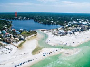 5231 County Highway 30 E #A-D, Pt Washington, FL 32459