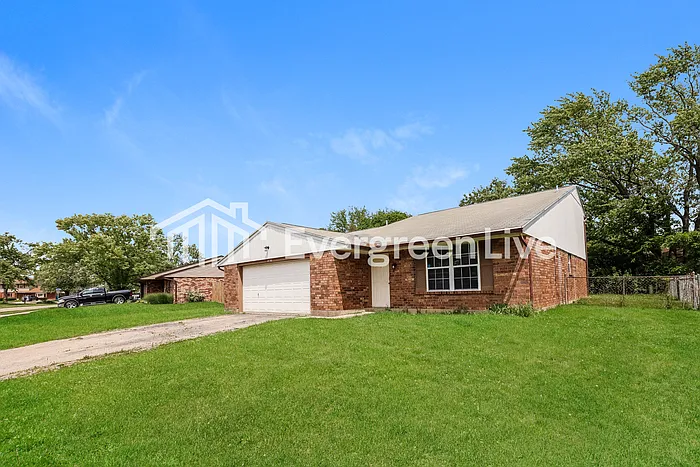 8356 Indian Mound Dr — Photo 2