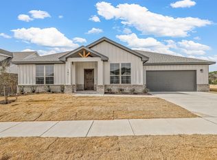 141 Mesa Dr, Glen Rose, TX 76043