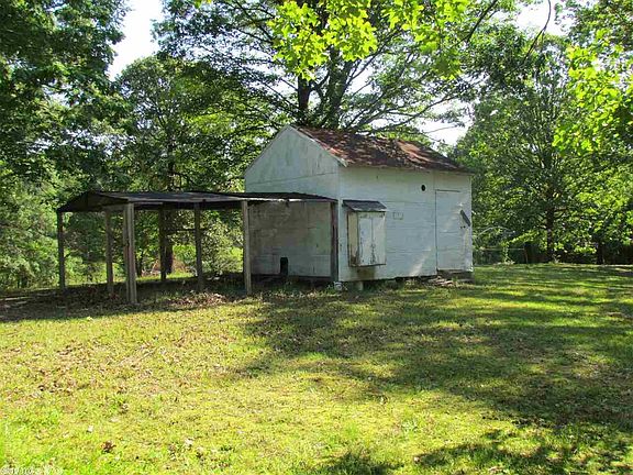 4th image of 122 Eden Dr