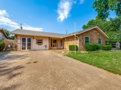 1901 Cordova Bnd, Irving, TX, 75060