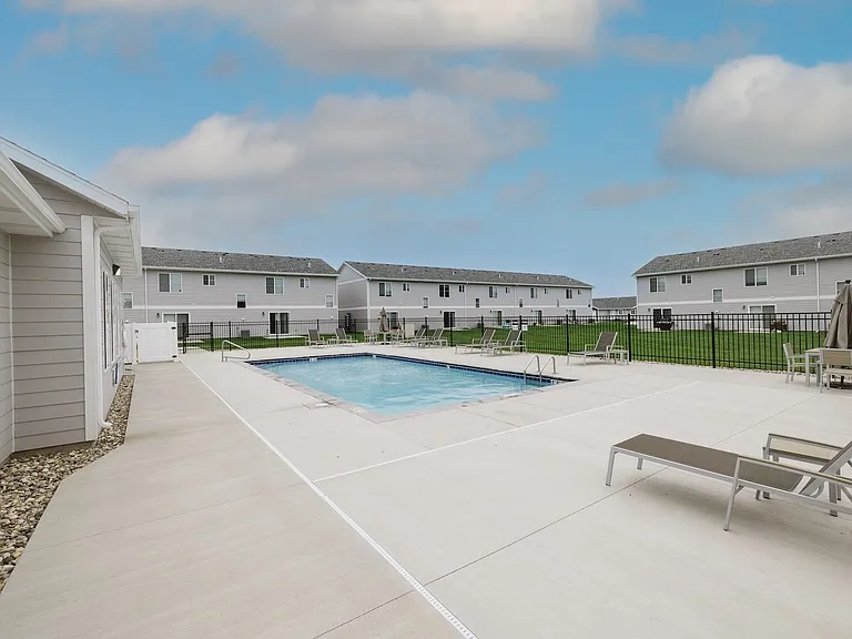 Creekside Commons — Photo 14