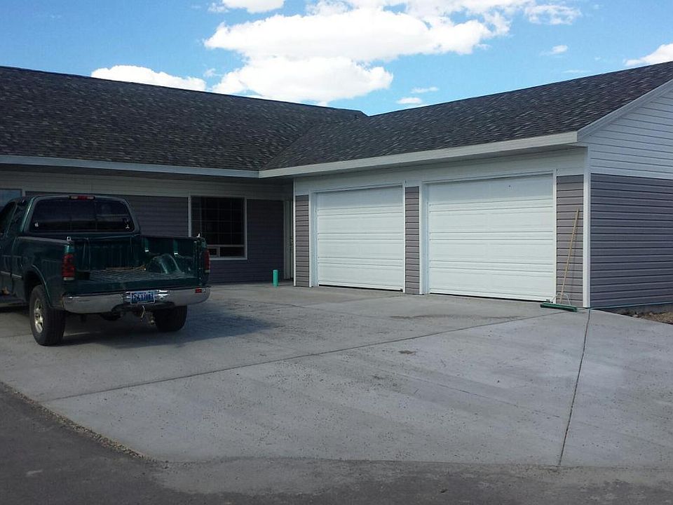 1st image of 137 A & B Nield Ave
