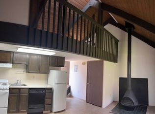 312 N University Rd APT 8, Spokane, WA 99206