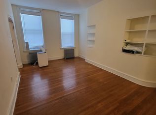 2205 Spruce St APT 2R, Philadelphia, PA 19103