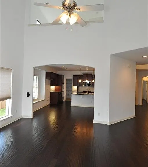 3323 Pine Needle Cir — Photo 10