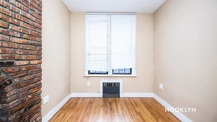 Rented by Nooklyn NYC LLC | media 13