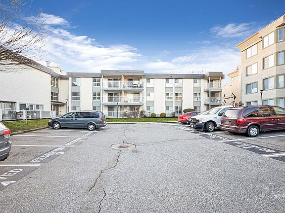 3rd image of 32850 George Ferguson Way #227