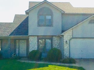 1802 Monet Dr, Fort Wayne, IN 46845