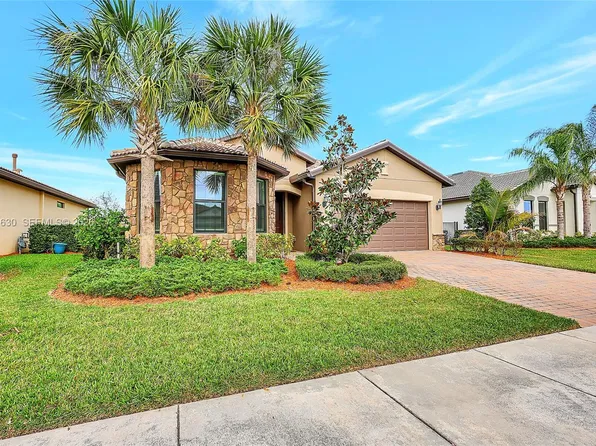 727 SE Boboli Way, Port Saint Lucie, FL 34984